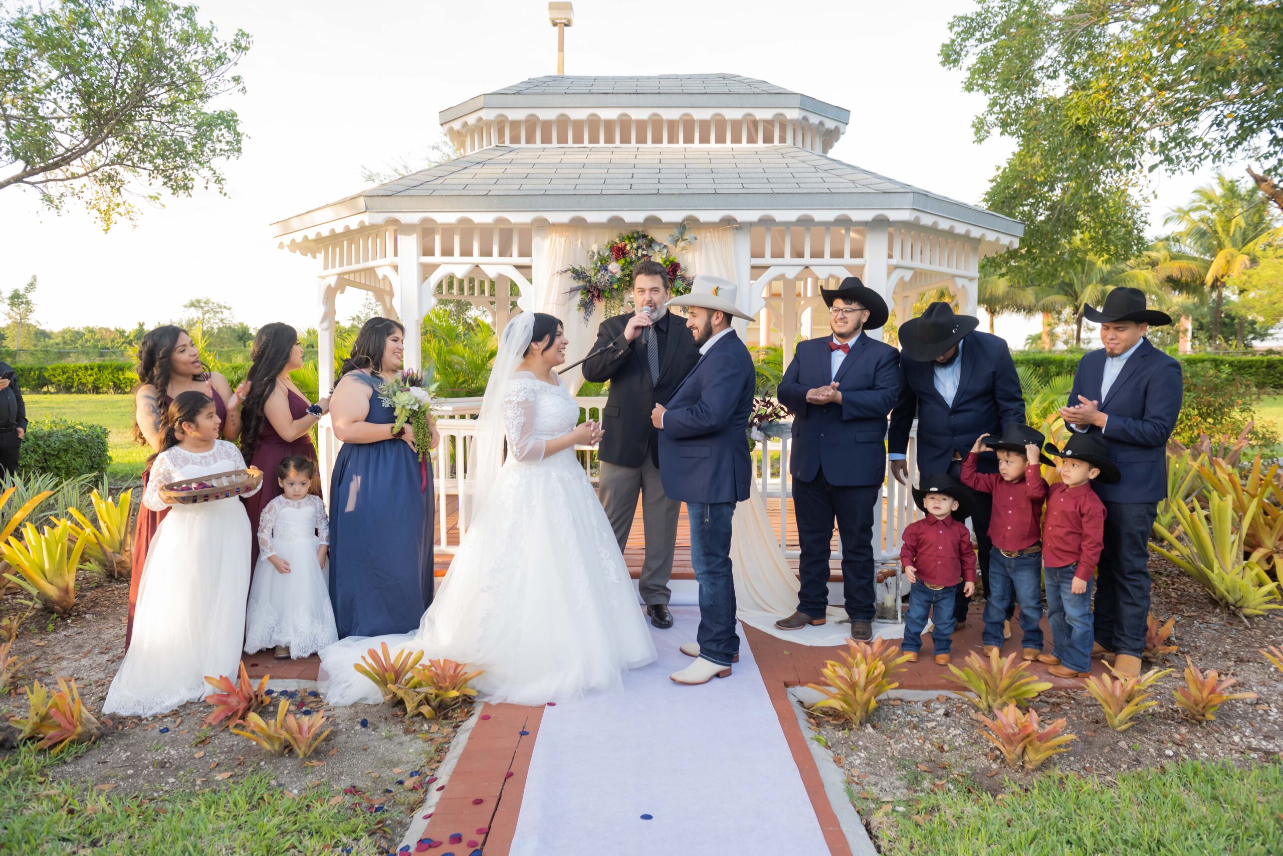 Beautiful wedding film from an outdoor ceremony in Homestead